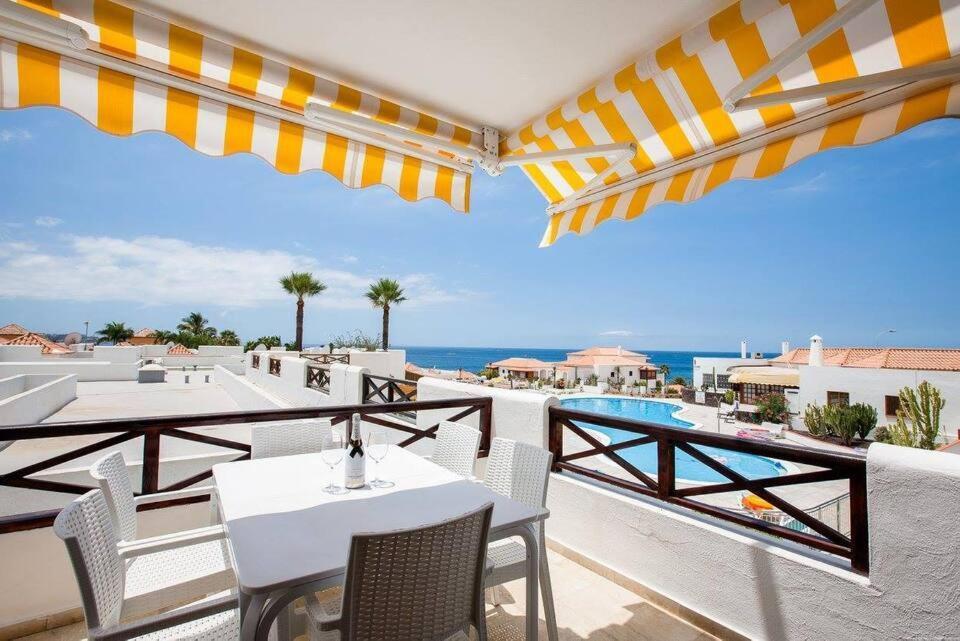 2 Bedroom Apartment For 4 People In Tenerife Costa Adeje  Exterior photo